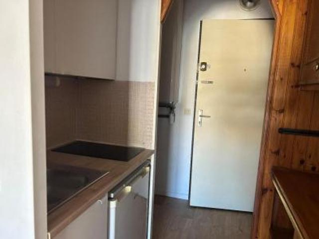 location appartement nimes 1 pièce 22 m2 gard 30000 450 € / mois