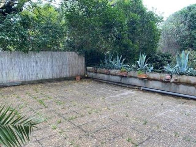 location appartement nimes 2 pièces 48 m2 gard 30000 677 € / mois