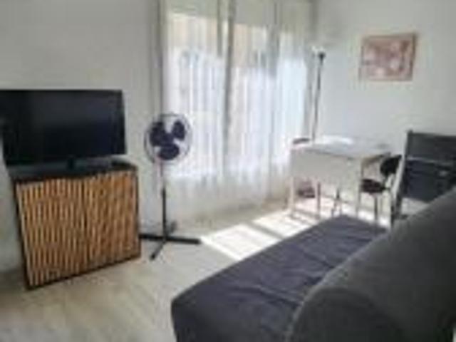 location appartement nimes 2 pièces 26 m2 gard 30000 535 € / mois
