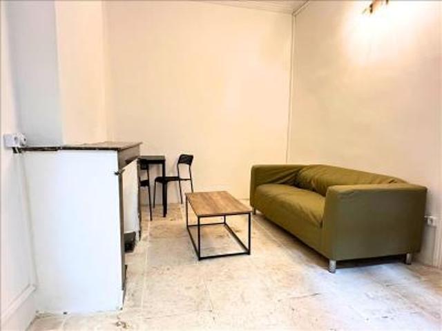 location appartement nimes 2 pièces 31 m2 gard 30000 530 € / mois