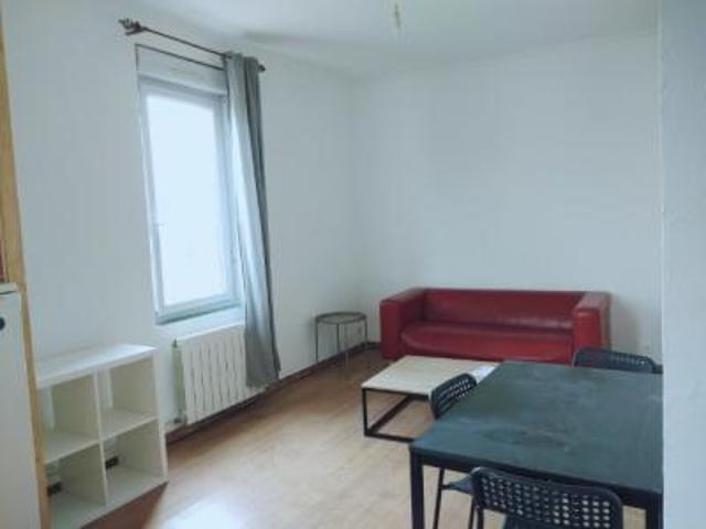 location appartement nimes 2 pièces 34 m2 gard 30000 420 € / mois