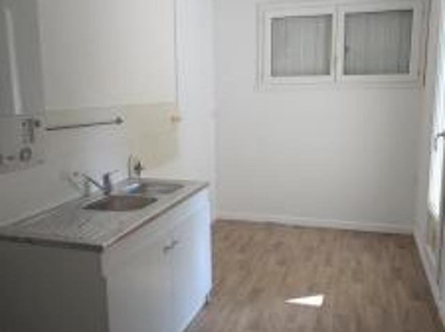 location appartement orange 3 pièces 69 m2 vaucluse 84100 680 € / mois