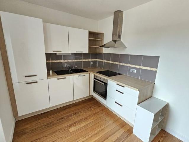Location Appartement P3 Avec balcon et parking Pont de vaux