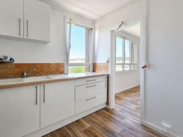 Location Appartement P3 rénové e Mantes la jolie