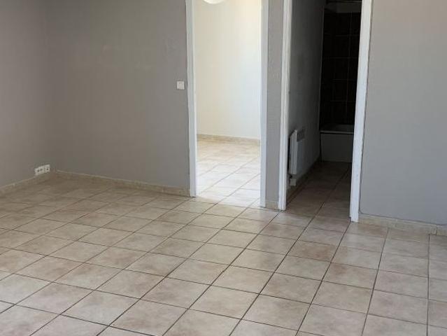 Location Appartement P2 Nimes
