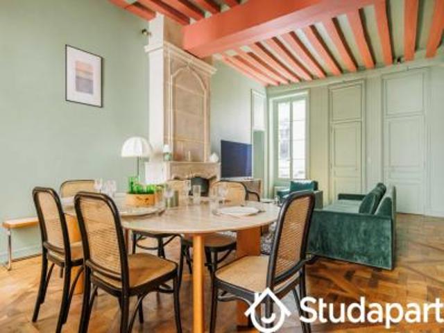 location appartement paris 4eme arrondissement 3 pièces 109 m2 paris 75004 6000 € / mois