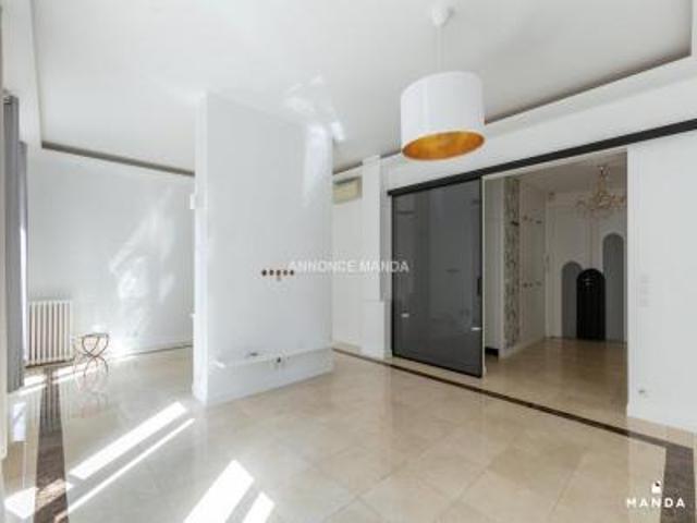location appartement paris 4eme arrondissement 5 pièces 141 m2 paris 75004 4788 € / mois