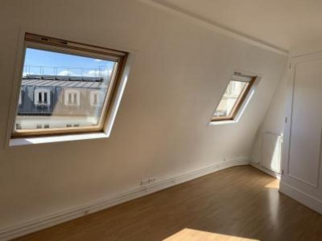 location appartement paris 8eme arrondissement 1 pièce 27 m2 paris 75008 1199 € / mois