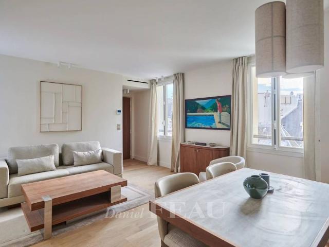 Location appartement, Paris 8ème 75008, 2 pièces, 49.5 m², ref 86468683