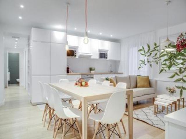 location appartement paris 9eme arrondissement 8 pièces 160 m2 paris 75009 1046 € / mois
