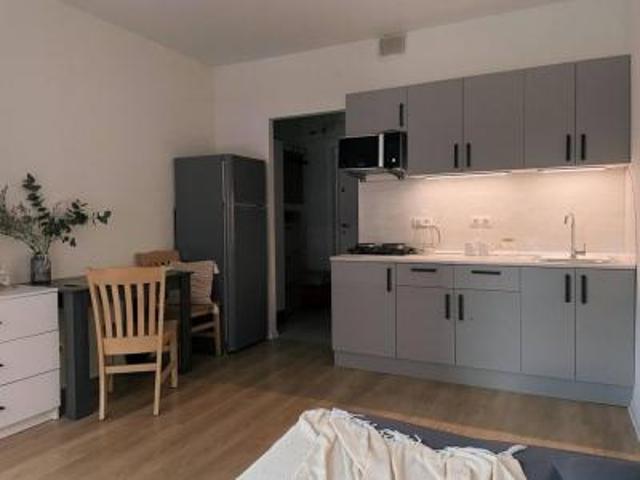 location appartement paris 10eme arrondissement 1 pièce 21 m2 paris 75010 800 € / mois