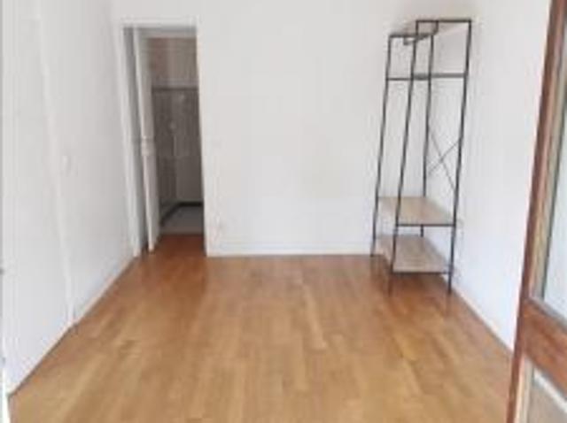 location appartement paris 12eme arrondissement 2 pièces 48 m2 paris 75012 1639 € / mois