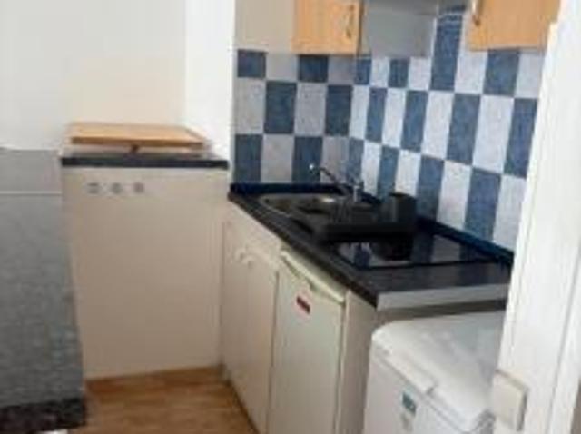 location appartement paris 14eme arrondissement 1 pièce 29 m2 paris 75014 1049 € / mois