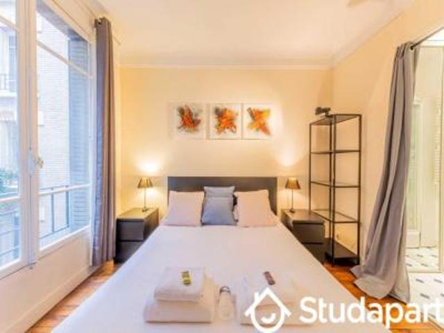 location appartement paris 15eme arrondissement 1 pièce 39 m2 paris 75015 2460 € / mois