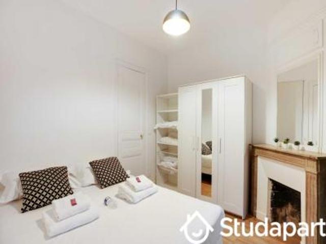 location appartement paris 15eme arrondissement 1 pièce 32 m2 paris 75015 2400 € / mois
