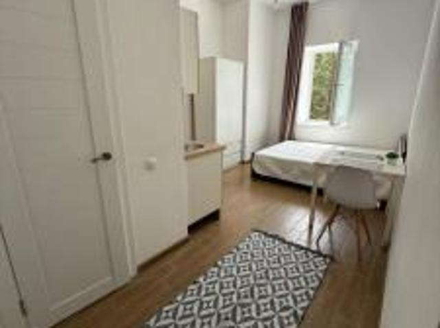 location appartement paris 16eme arrondissement 1 pièce 16 m2 paris 75016 589 € / mois