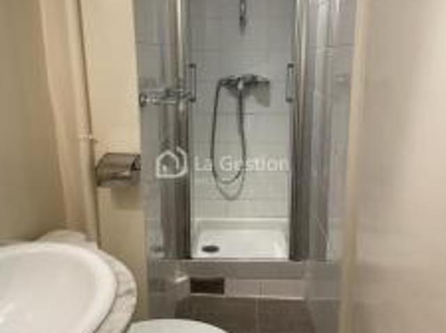 location appartement paris 18eme arrondissement 1 pièce 21 m2 paris 75018 890 € / mois