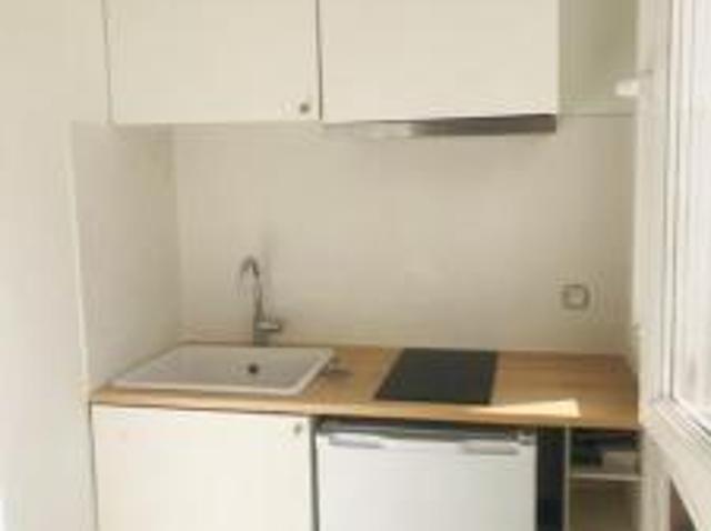 location appartement paris 18eme arrondissement 1 pièce 22 m2 paris 75018 891 € / mois