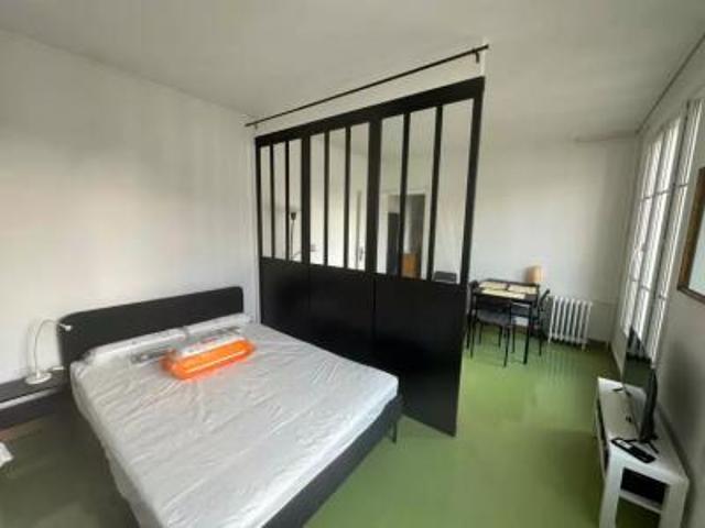 location appartement paris 18eme arrondissement 1 pièce 35 m2 paris 75018 1350 € / mois