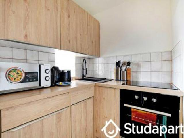 location appartement paris 18eme arrondissement 1 pièce 35 m2 paris 75018 2360 € / mois