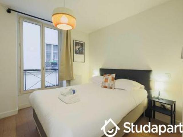 location appartement paris 18eme arrondissement 1 pièce 39 m2 paris 75018 2350 € / mois