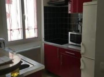 location appartement paris 18eme arrondissement 2 pièces 40 m2 paris 75018 1290 € / mois