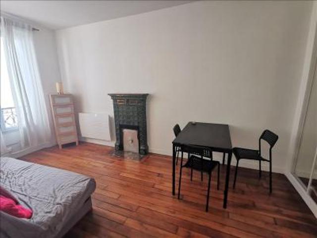 location appartement paris 18eme arrondissement 2 pièces 37 m2 paris 75018 1300 € / mois