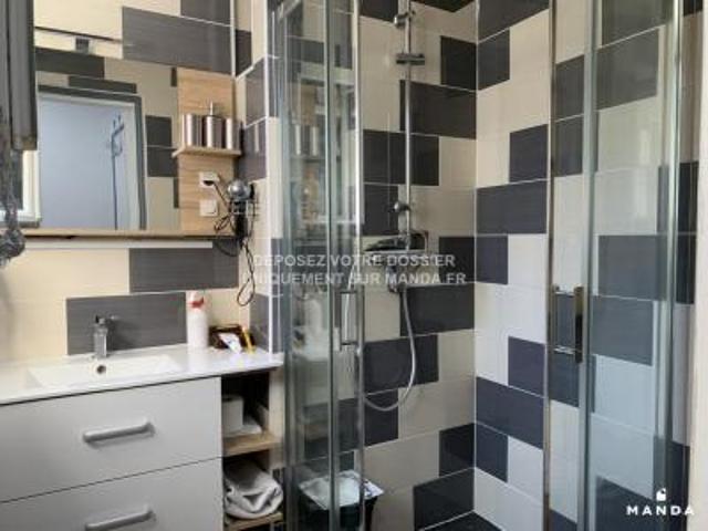 location appartement paris 18eme arrondissement 2 pièces 34 m2 paris 75018 1250 € / mois