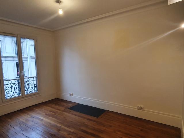 Location appartement Paris 3 pièces 40m² 1305€ | Auburtin Immobilier