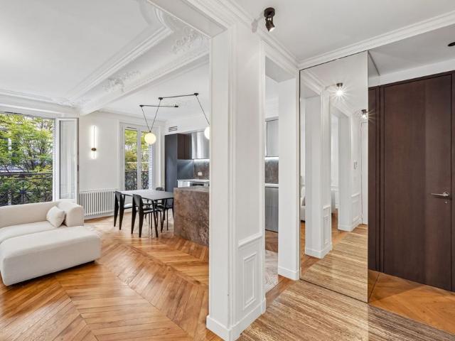 Location Appartement Paris 3 3 Pièces 73 m²