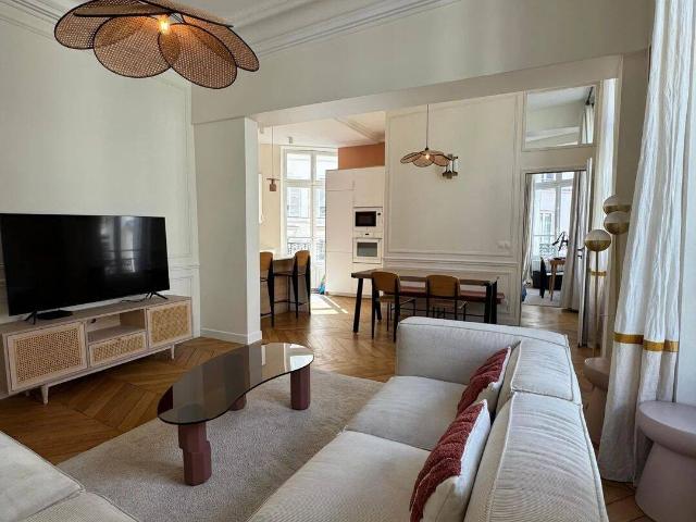 Location Appartement Paris 3ème Enfants Rouges 5 800 €/moi