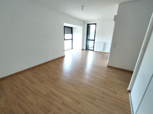 Location Appartement Rue Henri Macé, Chartres