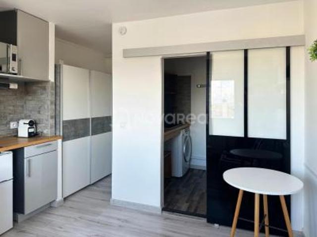 location appartement pau 1 pièce 15 m2 pyrenees atlantiques 64000 380 € / mois