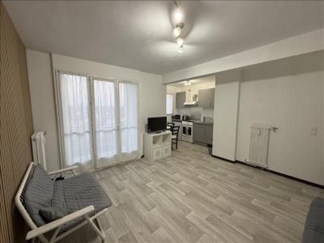 location appartement pavillons sous bois 1 pièce 30 m2 seine saint denis 93320 750 € / mois