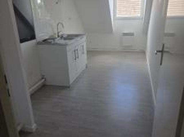 location appartement peroy les gombries 4 pièces 92 m2 oise 60440 984 € / mois