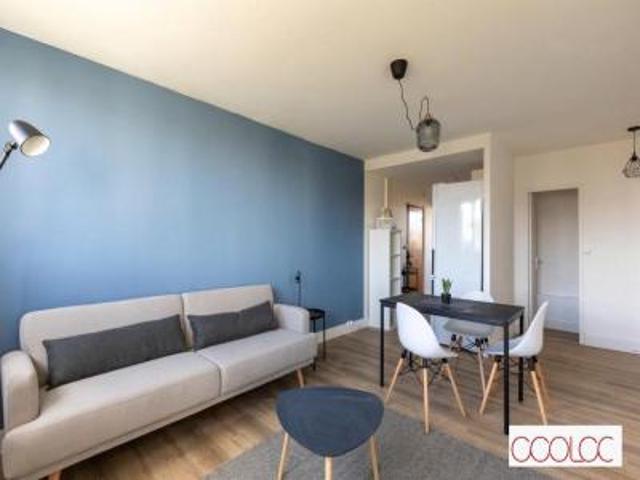 location appartement pierre benite 1 pièce 20 m2 rhone 69310 520 € / mois