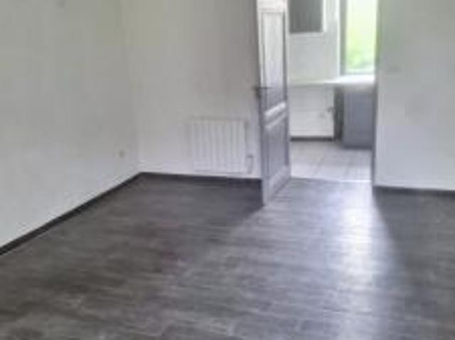 location appartement pivolet 2 pièces 44 m2 rhone 69630 600 €