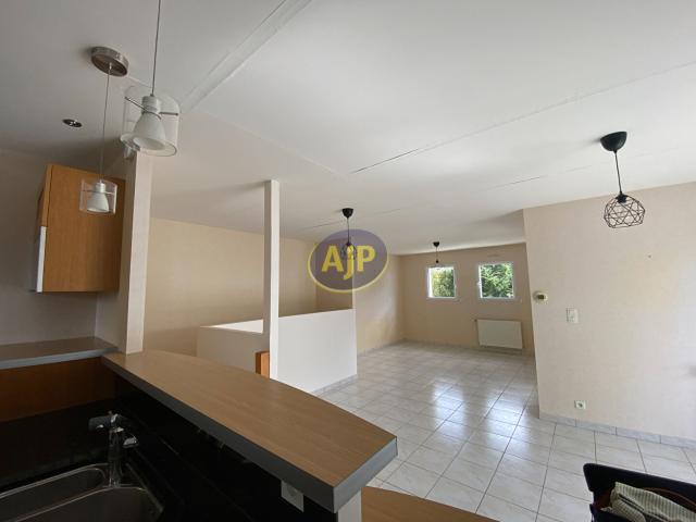 Location appartement Pontivy: 730 € AJP Immobilier Pontivy