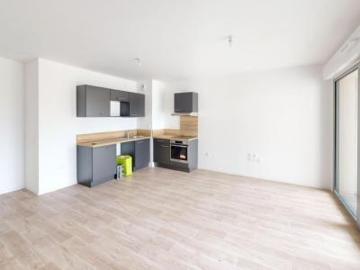 location appartement poitiers 4 pièces 80 m2 vienne 86000 820 € / mois