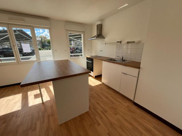 Location Appartement Place Albert Parent, Combourg