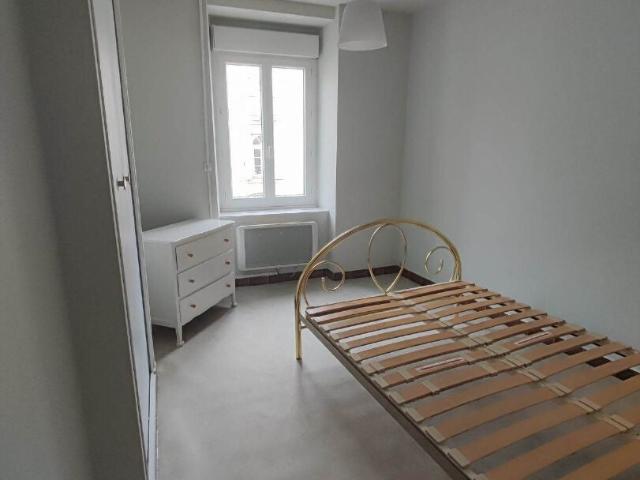 Location Appartement Place Ancienne Bouverie, Romans sur Isère