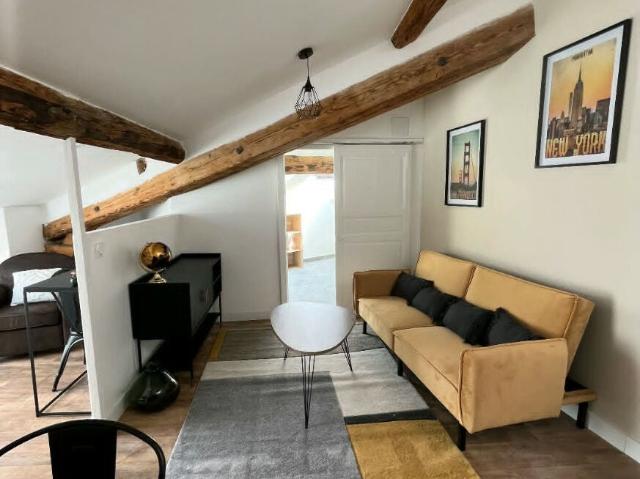 Location Appartement Place Ancienne Bouverie, Romans sur Isère