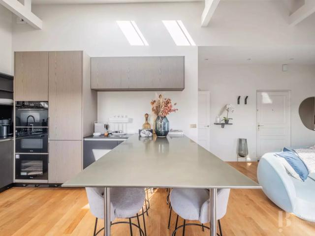 Location Appartement Place André Malraux, Paris