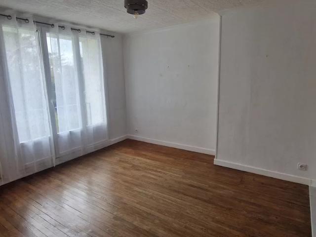 Location Appartement Place Anjela Duval, Guingamp