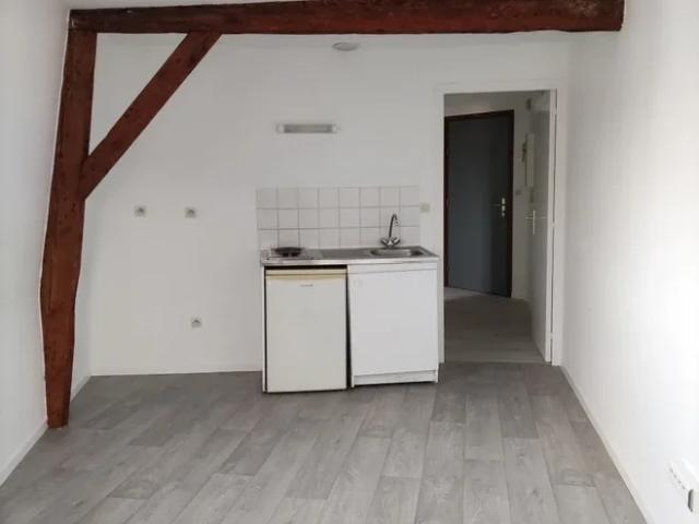 Location Appartement Place Antoine Tacq, Lille