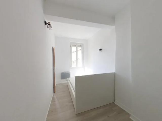 Location Appartement Place Auguste Lafourcade, Toulouse