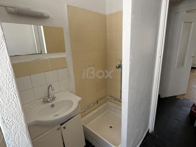 Location Appartement Place Benjamin Rimbaud, Toulon