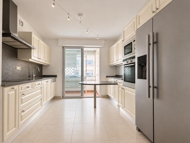 Location Appartement Place Broglie, Strasbourg