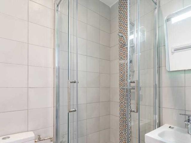 Location Appartement Place Camille Ledeau, Toulon