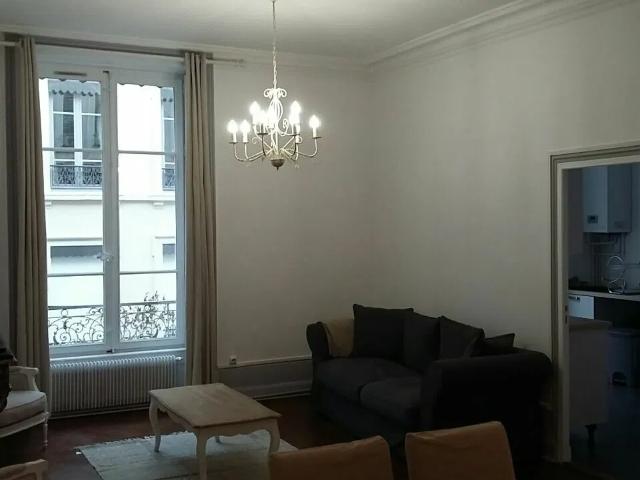Location Appartement Place Carnot, Lyon